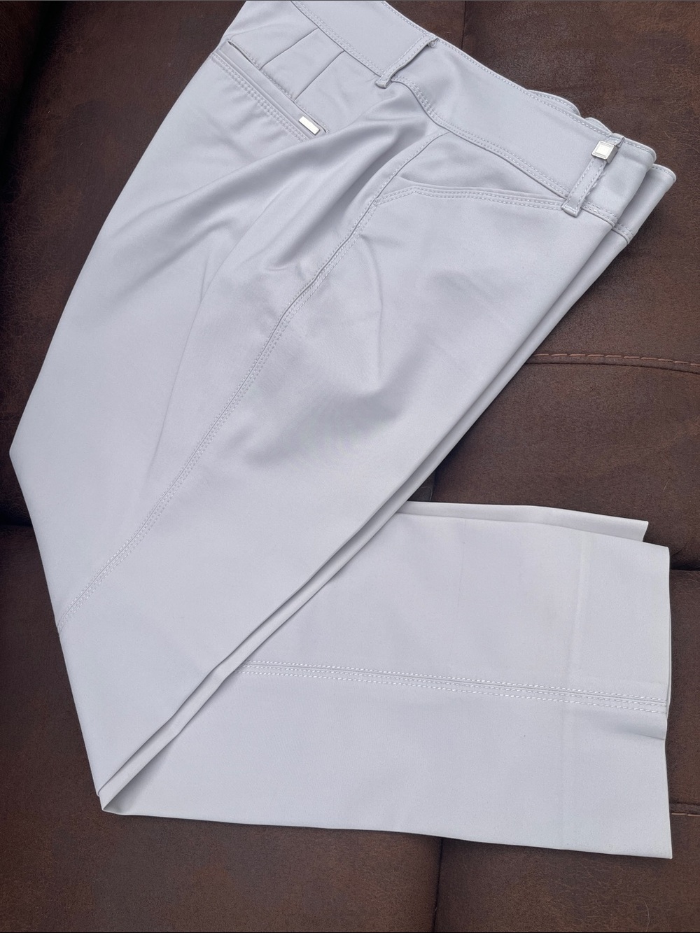 White House Black Market Light Gray Cropped Ankle Pants